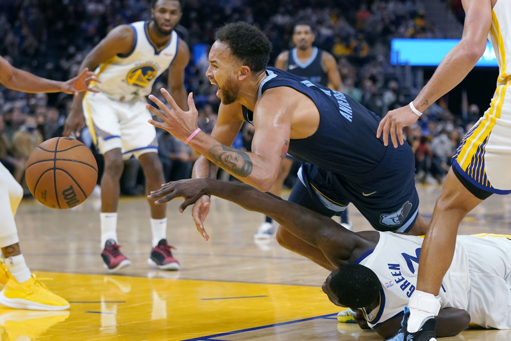APTOPIX Grizzlies Warriors Basketball